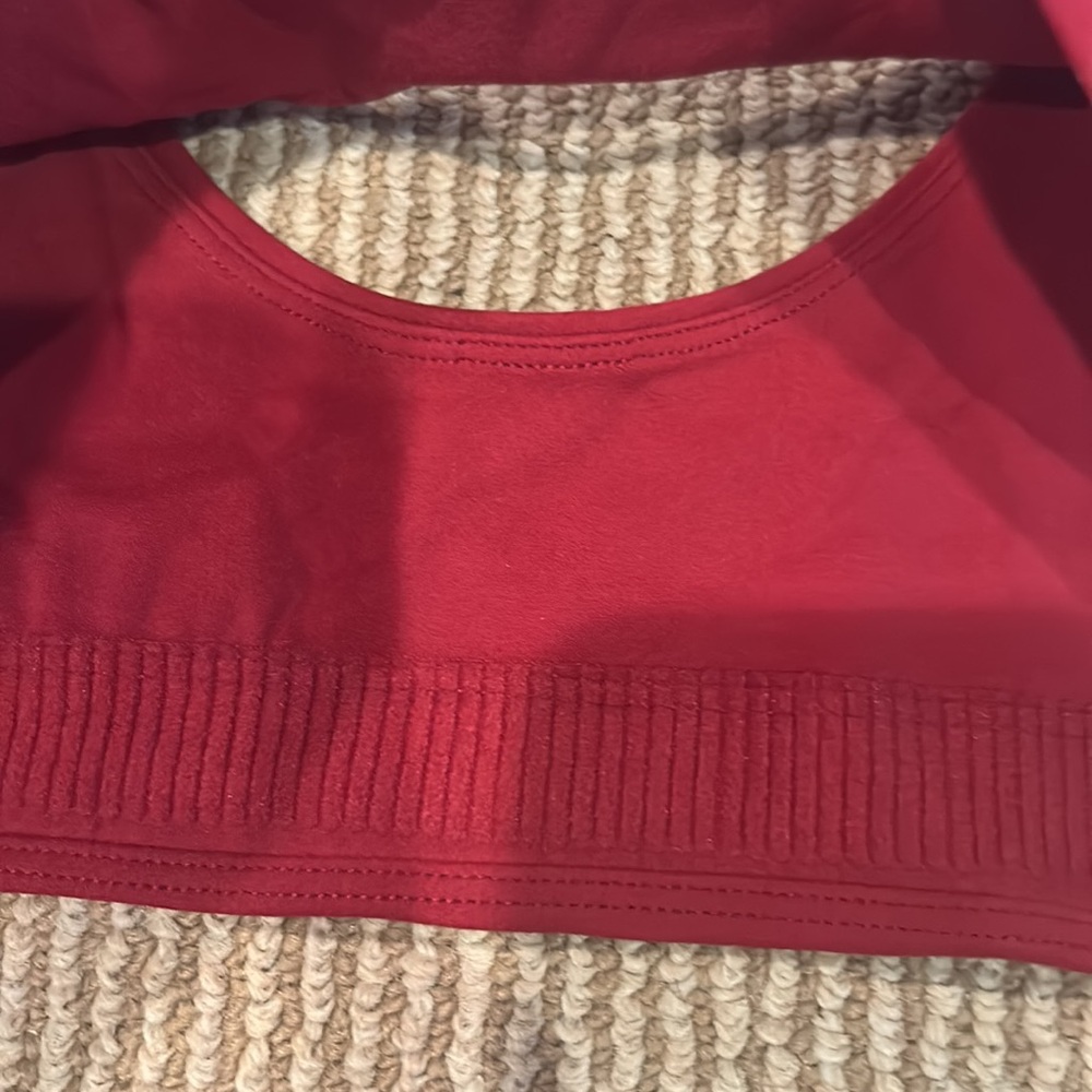 NWOT FP MOVEMENT epic scoop neck bra in crimson red size large - Picture 8 of 9